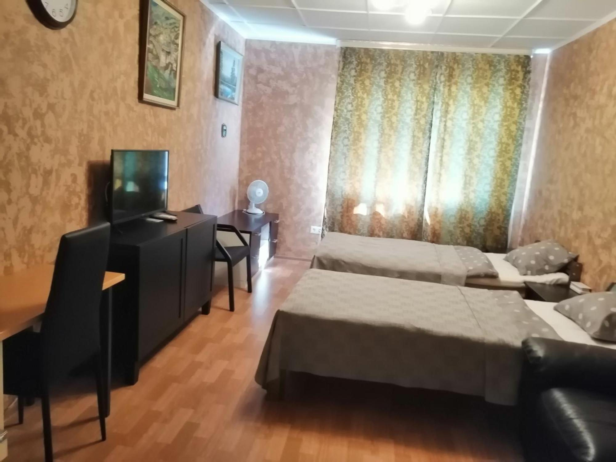 Apartment By The Park Virasoja Esterno foto